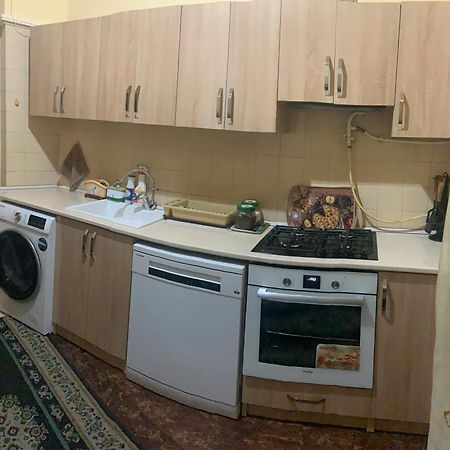 Guest House Lilia Yerevan Exterior photo