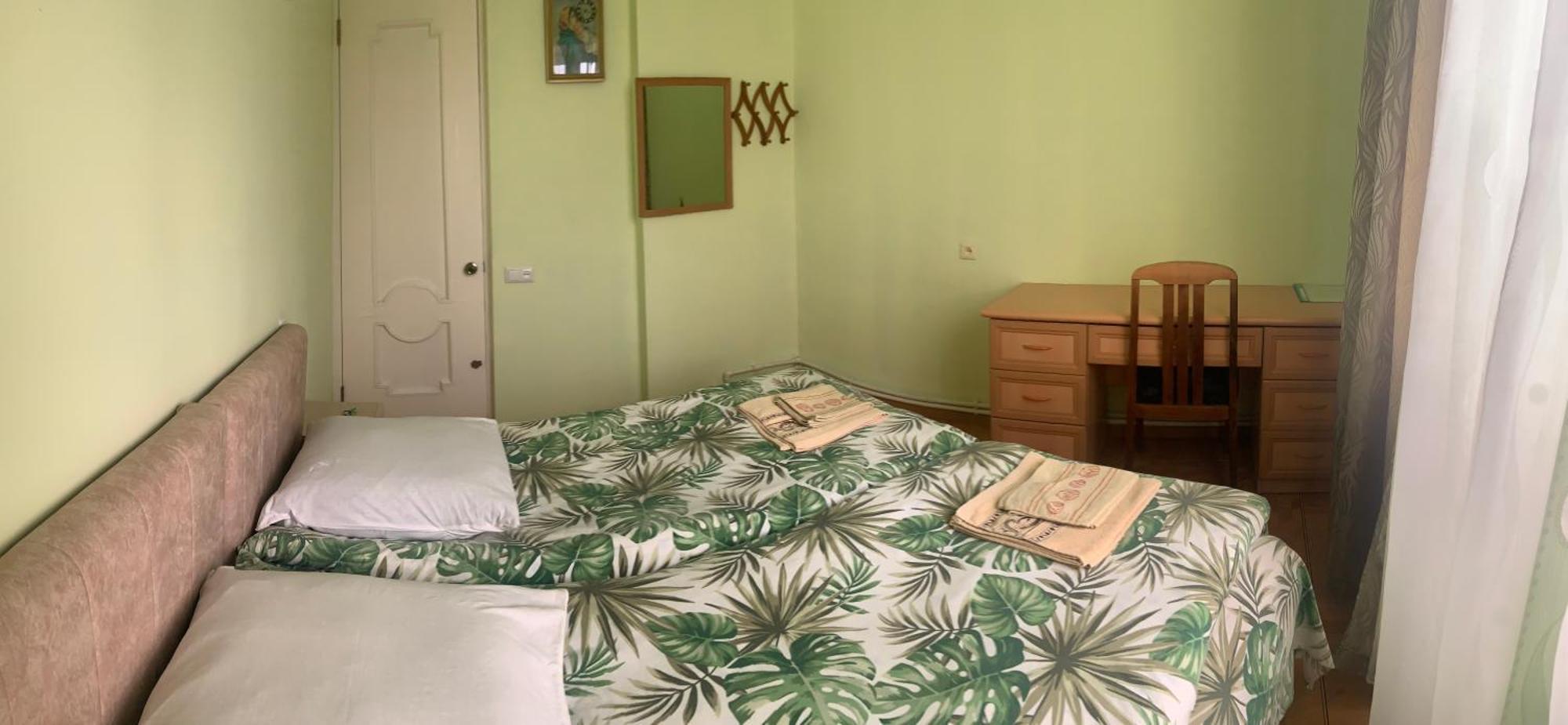 Guest House Lilia Yerevan Exterior photo
