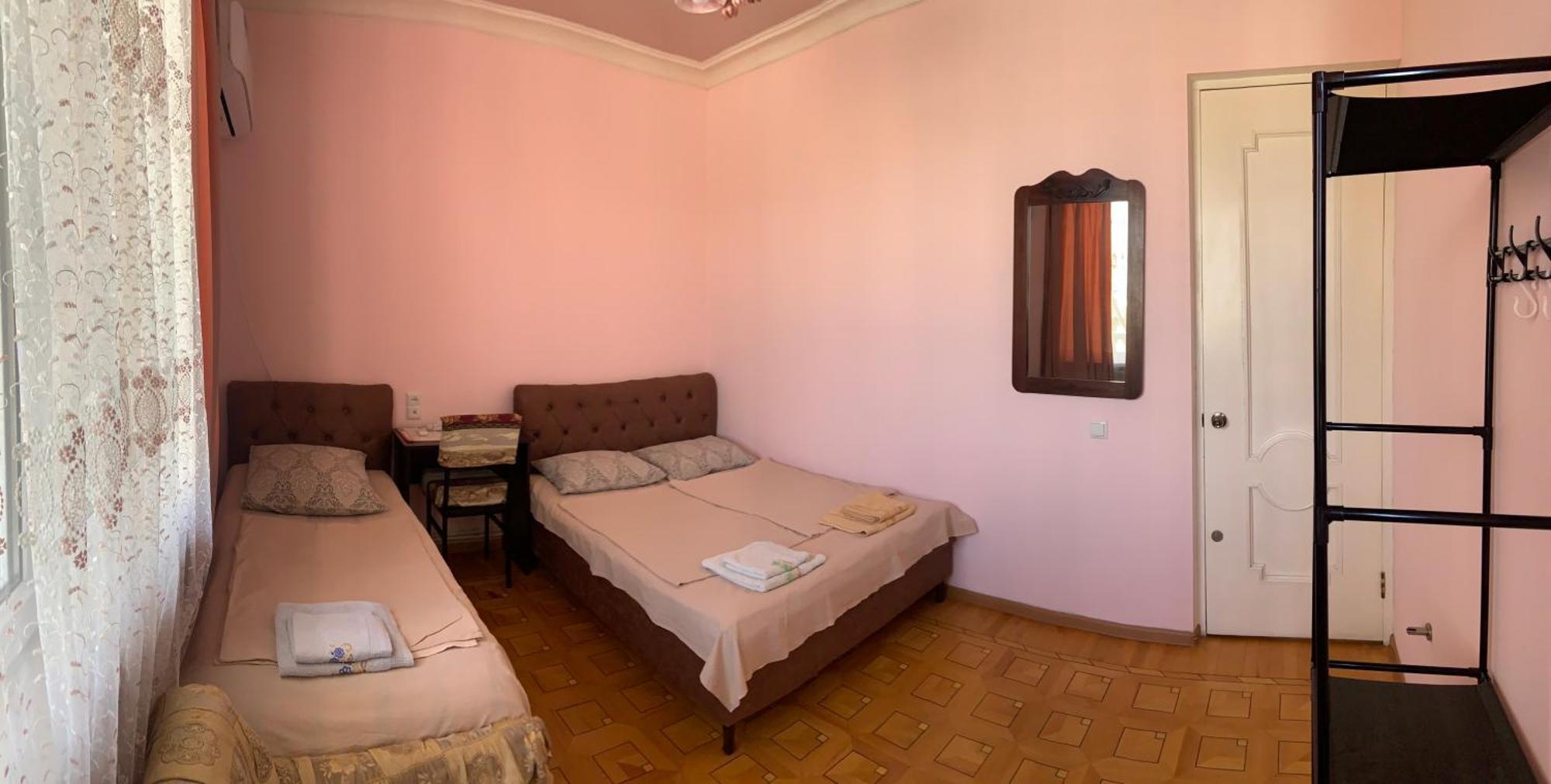 Guest House Lilia Yerevan Exterior photo