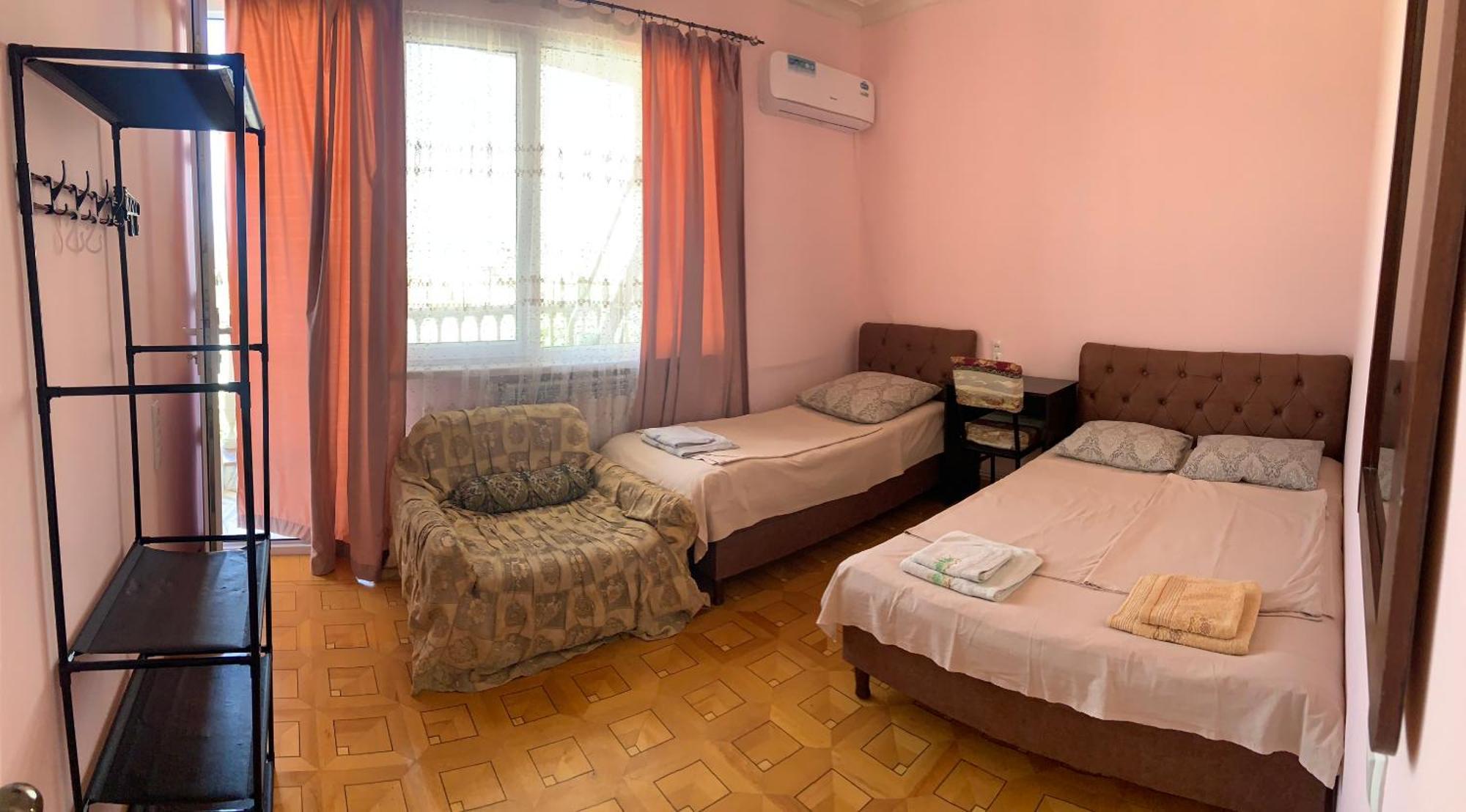 Guest House Lilia Yerevan Exterior photo